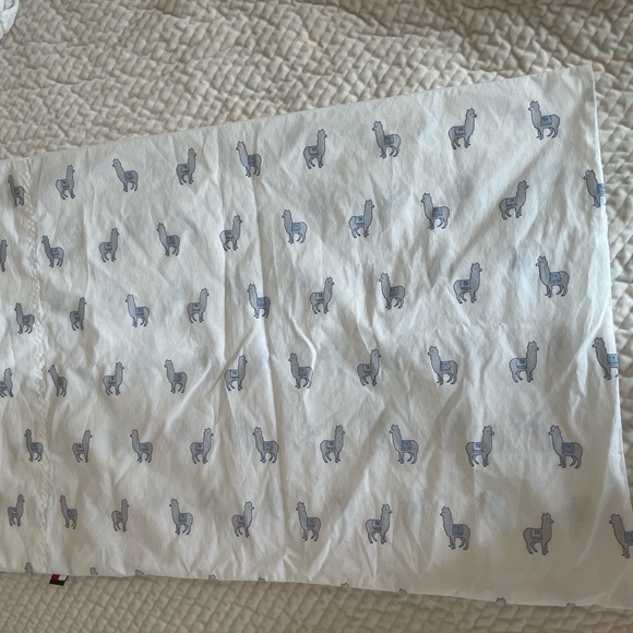 TOMMY HILFIGER ALPACA/LLAMA STANDARD SIZE PILLOWCASE - Picture 5 of 9